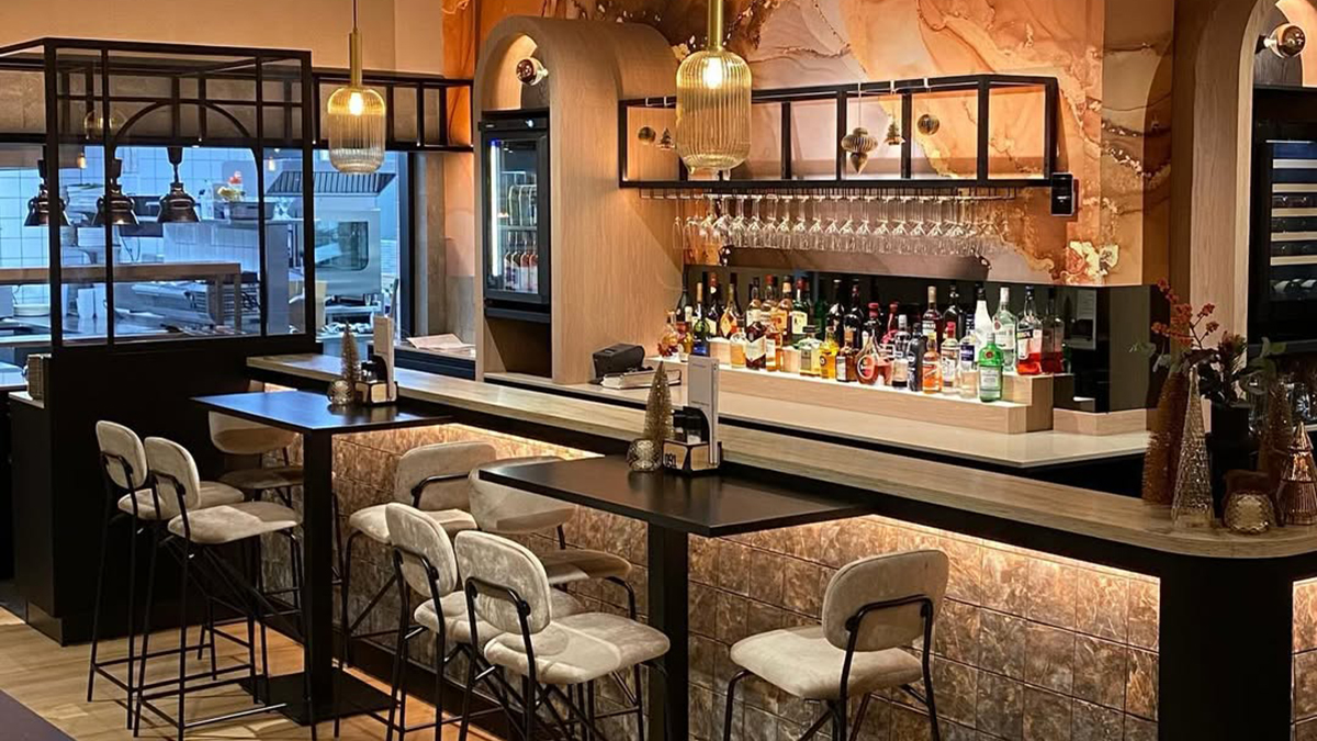 Binnenkijken bij Brasserie Tante Pos - Proef de sfeer!